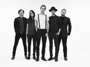 Article-3234578-TheMaine2015